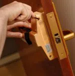 Locksmith Key Store Fort Worth, TX 817-668-0936 - new-locks-installation